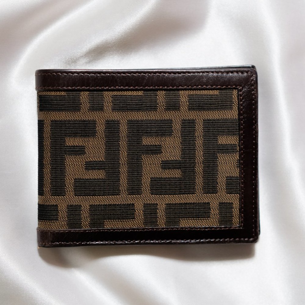 ✨ Authentic Pre-loved FENDI Zucca Bifold Wallet - Brown Canvas Leather